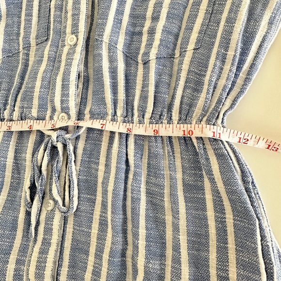 Blue White Striped Dress Lightweight Beachy Tie Waist Size XS Pockets Button - Picture 9 of 12